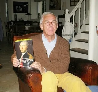 INDÉPENDANCE AMÉRICAINE : « LES CANONS ET LES FUSILS DE BEAUMARCHAIS FURENT DÉCISIFS »