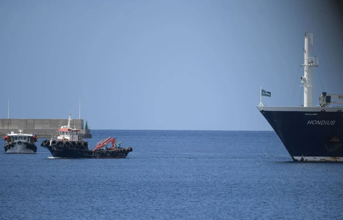 HANTAVIRUS SUR UN BATEAU : LES ÉVACUATIONS DU « MV HONDIUS » AUX CANARIES SONT EN COURS, UN PROTOCOLE STRICT EN PLACE