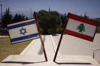 GUERRE AU LIBAN : DES TIRS DE L’ARMÉE ISRAÉLIENNE FONT DEUX MORTS, LE HEZBOLLAH DÉNONCE UNE VIOLATION DU CESSEZ-LE-FEU
