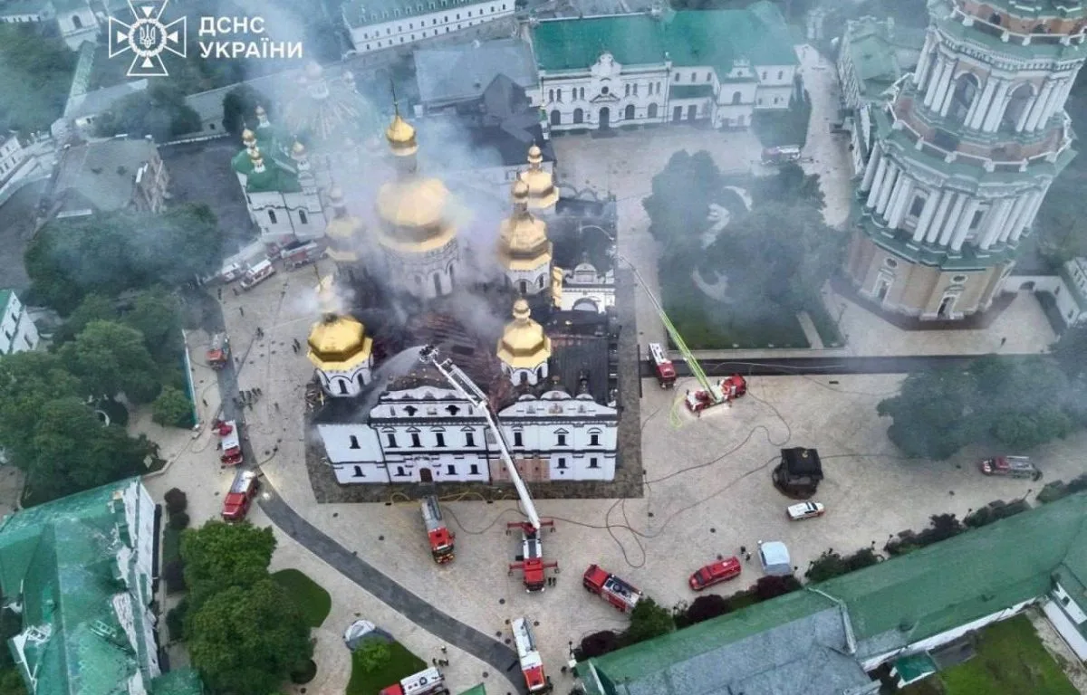 GUERRE EN UKRAINE : CE QUE L’ON SAIT DE L’ATTAQUE DE LA CATHÉDRALE CLASSÉE À L’UNESCO, À KIEV