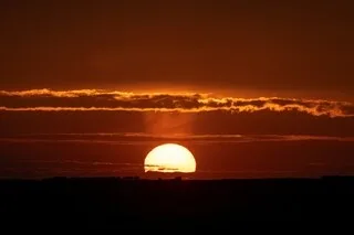 MOINS DE POLLUTION, PLUS DE FRAÎCHEUR… FACE À LA CANICULE, LE CHANGEMENT D’HEURE CRITIQUÉ PAR NOS LECTEURS