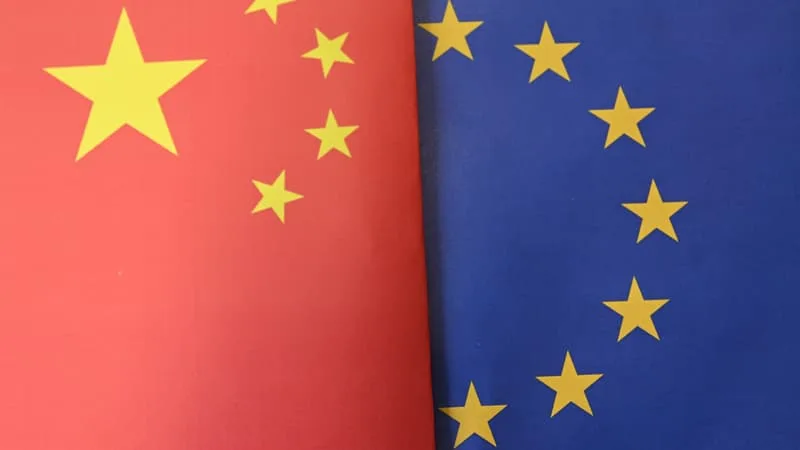 LE DÉFICIT COMMERCIAL DE L’UE AVEC LA CHINE DÉPASSE DÉSORMAIS UN MILLIARD D’EUROS PAR JOUR: FACE À UNE SITUATION JUGÉE « INSOUTENABLE », BRUXELLES PRÉVIENT QUE « LE STATU QUO N’EST PAS UNE OPTION »