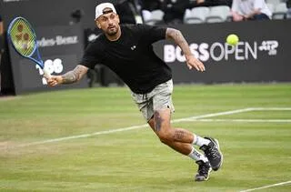 TENNIS. CORENTIN MOUTET SURPRIS À STUTTGART PAR NICK KYRGIOS, QUI N’AVAIT PLUS GAGNÉ DEPUIS PLUS D’UN AN