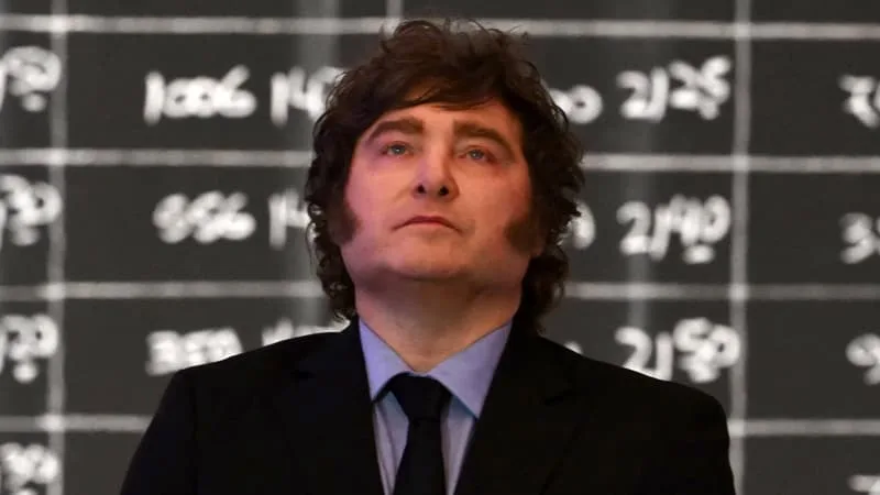 « LES ACTIVITÉS NON-ESSENTIELLES DE L’ÉTAT SERONT PARALYSÉES »: JAVIER MILEI VEUT S’INSPIRER DES ÉTATS-UNIS EN DÉCRÉTANT UN « SHUTDOWN » SI LE PARLEMENT ARGENTIN N’ARRIVE PAS À VOTER UN BUDGET À L’ÉQUILIBRE « EN QUELQUES SEMAINES »