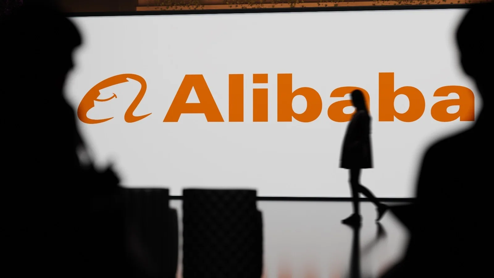 ANTHROPIC ACCUSE ALIBABA D’UN PILLAGE MASSIF DE CLAUDE AVEC 28 MILLIONS D’ÉCHANGES