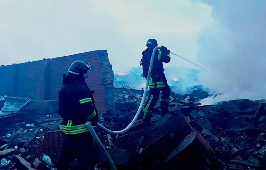 EN DIRECT GUERRE EN UKRAINE : DEUX MORTS ET SIX BLESSÉS DANS UNE ATTAQUE RUSSE SUR DNIPRO…