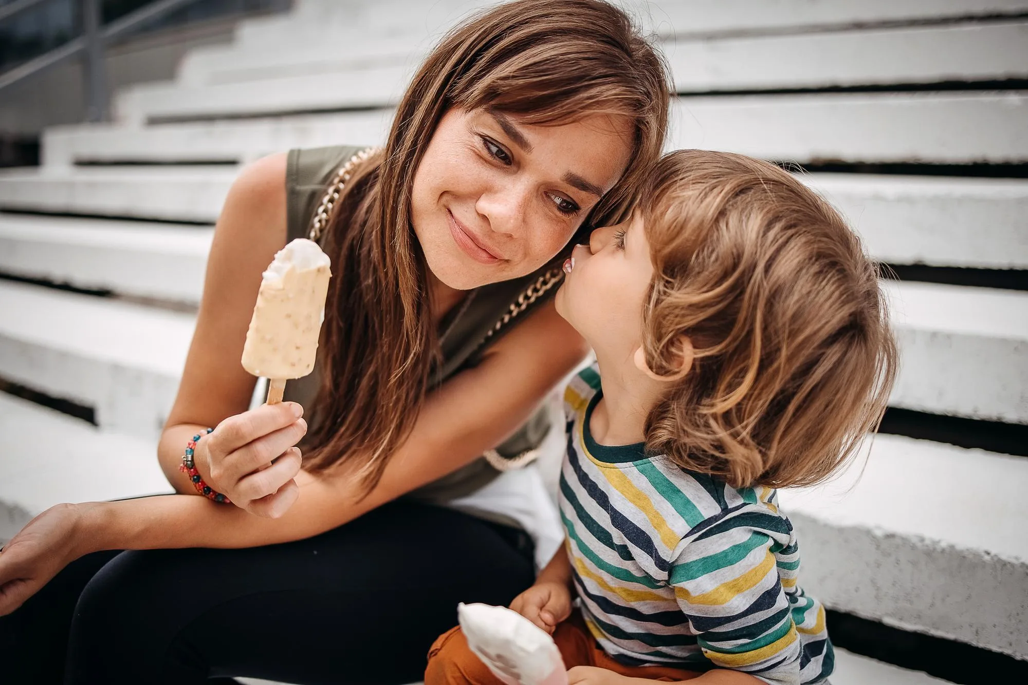 FAUT-IL GARDER UNE ROUTINE AVEC LES ENFANTS PENDANT LES VACANCES ? VOICI CE QU’EN DIT UNE PSY