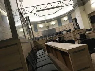 « SON GAMIN EST DEVENU SON ARME » : UN PÈRE ORDONNE À SON FILS DE LYNCHER UN ADO EN SITUATION DE HANDICAP, EN NORMANDIE
