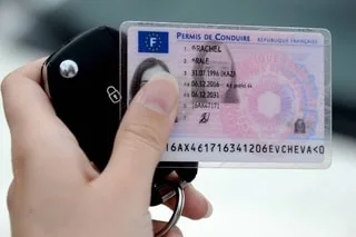 500 € POUR PAYER SON PERMIS DE CONDUIRE : CE DÉPARTEMENT FAIT UNE OFFRE ALLÉCHANTE AUX JEUNES DE 18 À 25 ANS