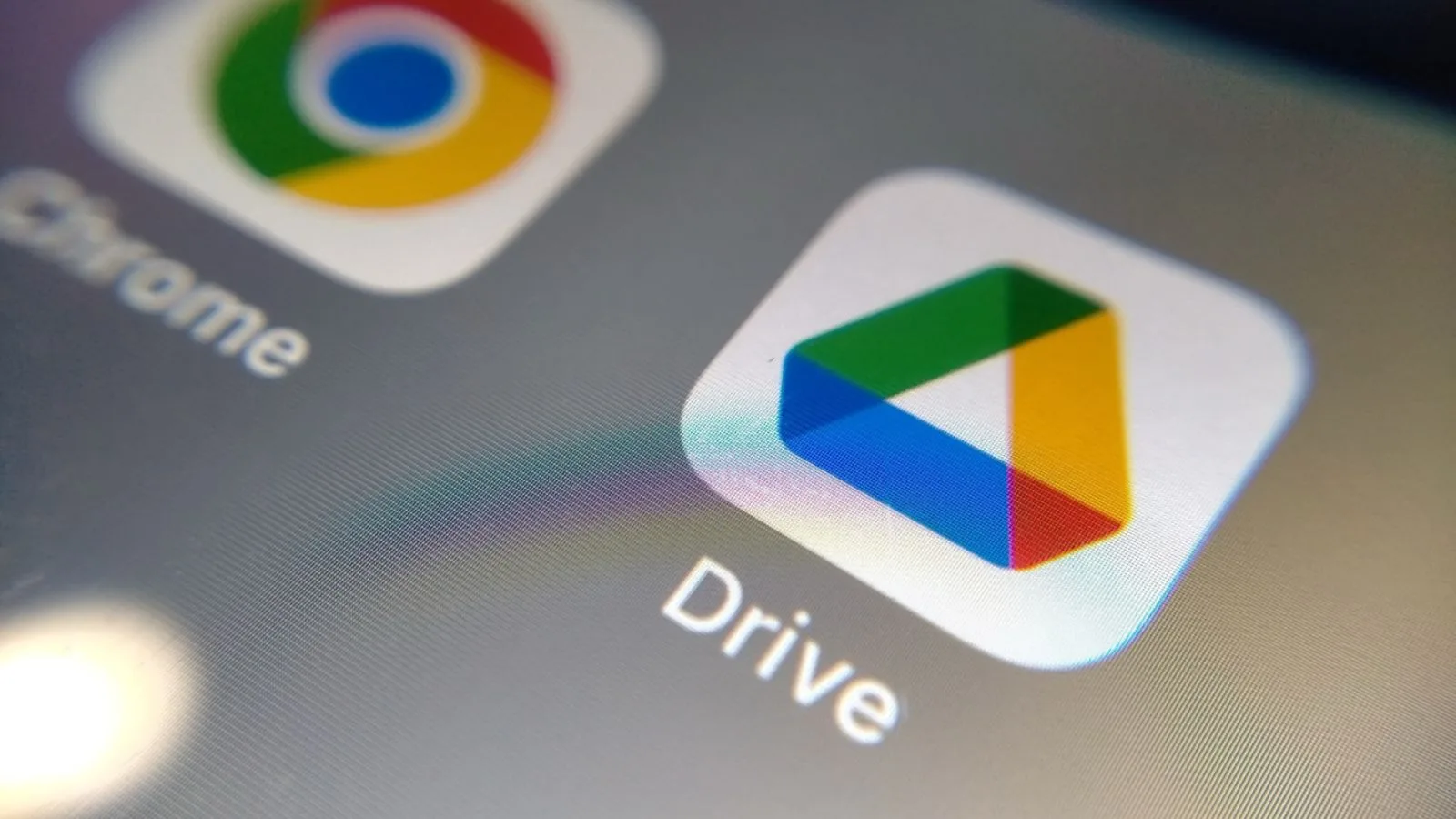 ANDROID SAUVEGARDE VOS DOCUMENTS SUR DRIVE, MAIS ATTENTION AU QUOTA GRATUIT