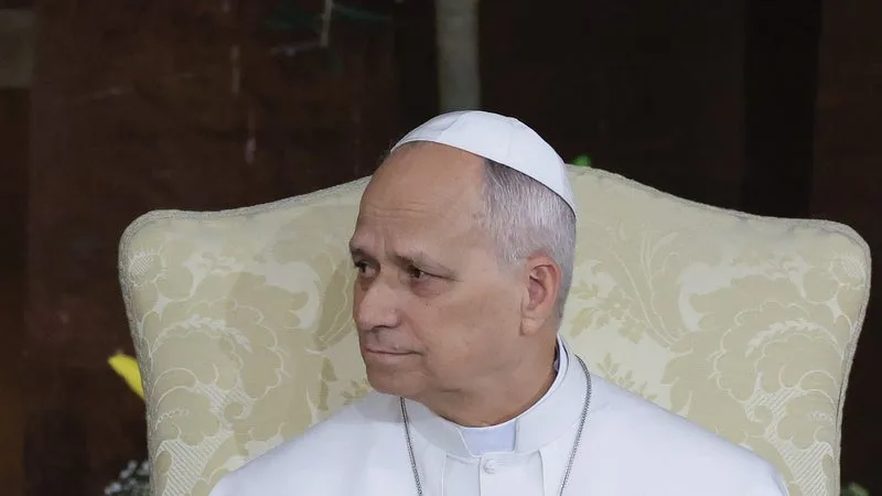 EXAMENS COMPLÉMENTAIRES, DÉPLACEMENTS… CE QUI ATTEND LE PAPE LÉON XIV APRES SON OPÉRATION POUR RETIRER UNE TUMEUR CANCÉREUSE AU POUMON