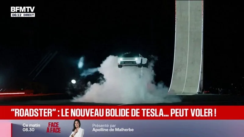 ELON MUSK DÉVOILE SON TESLA ROADSTER CAPABLE DE « VOLER » GRÂCE À DES FUSÉES DE SPACEX