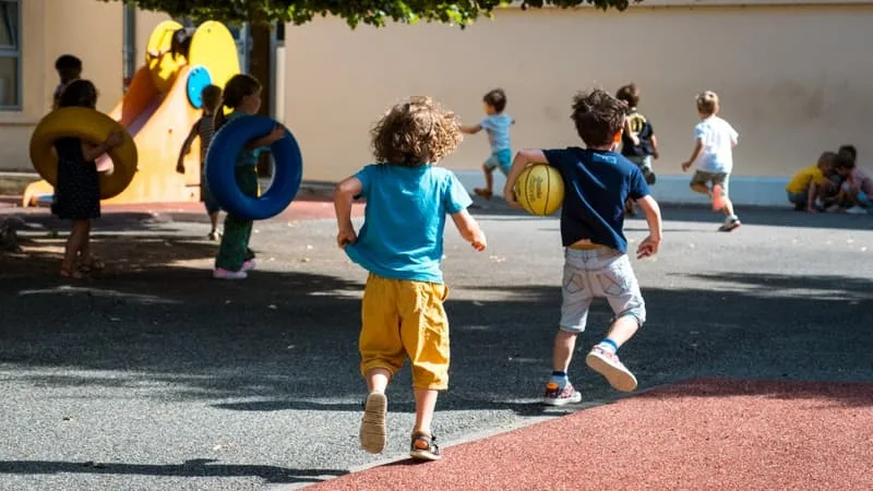 L’ÉCOLE MONTESSORI ARBRE DE VIE DE TOULON SOUPÇONNÉE DE MALTRAITANCES, PLUSIEURS FAMILLES ONT DÉPOSÉ PLAINTE