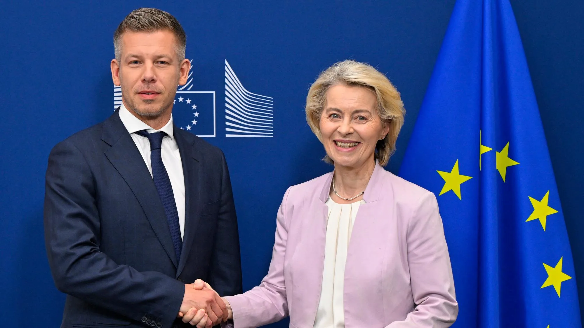 L’UE DÉBLOQUE DES MILLIARDS D’EUROS GELÉS SOUS VIKTOR ORBAN POUR LA HONGRIE, AVEC CES CONDITIONS