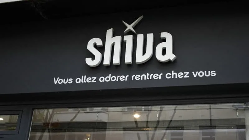 L’ENSEIGNE DE MÉNAGE À DOMICILE EST ACCUSÉE DE TRAVAIL DISSIMULÉ: UNE ENQUÊTE PÉNALE OUVERTE CONTRE SHIVA QUI CONTESTE TOUTE INFRACTION