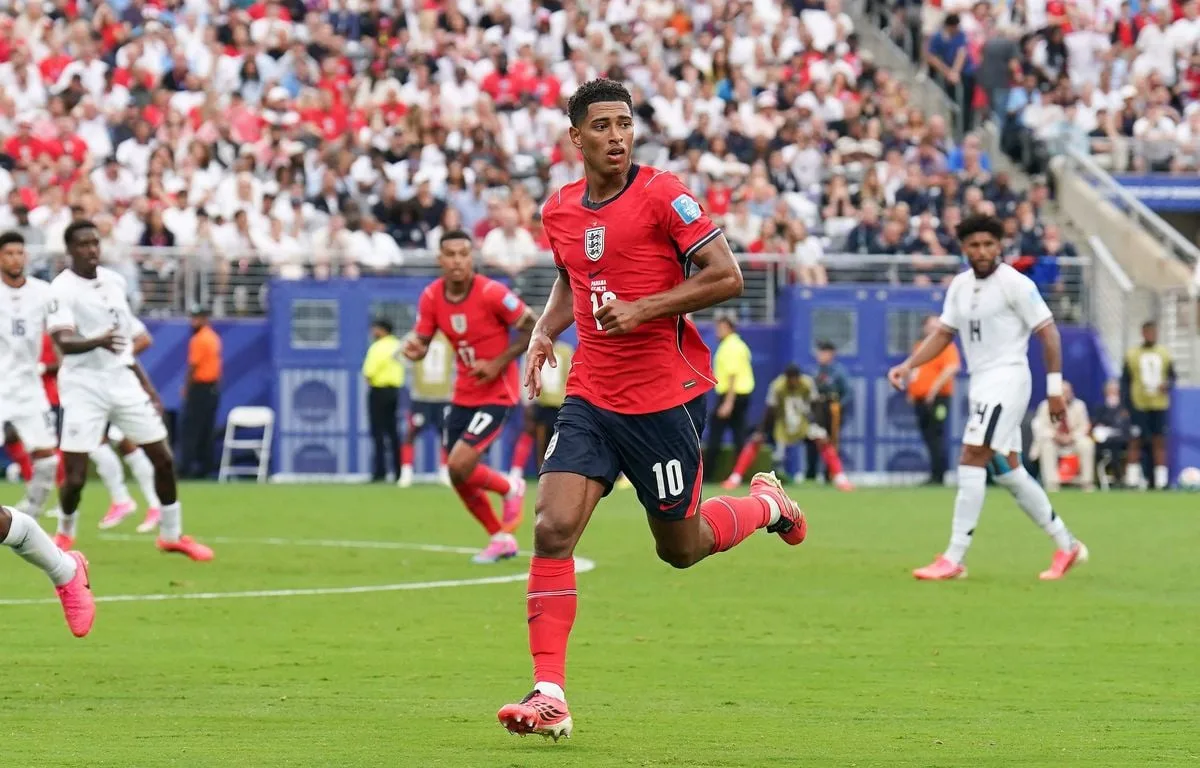 EN DIRECT : ANGLETERRE – RD CONGO : LES THREE LIONS FACE À LA MENACE FIMBU… SUIVEZ LE MATCH AVEC NOUS