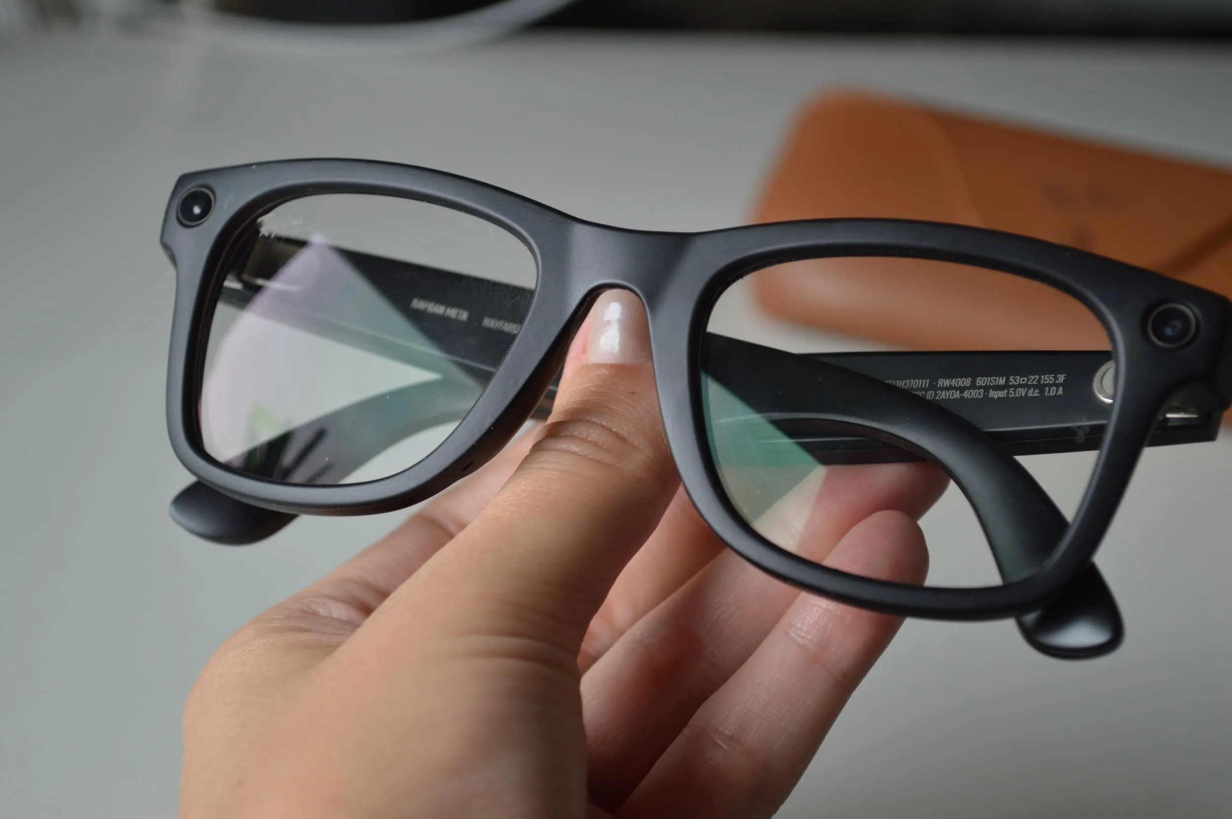 LES LUNETTES CONNECTÉES, C’EST GÉNIAL, MAIS LA CNIL PENSE QU’ELLES MENACENT LA VIE PRIVÉE DES FRANÇAIS