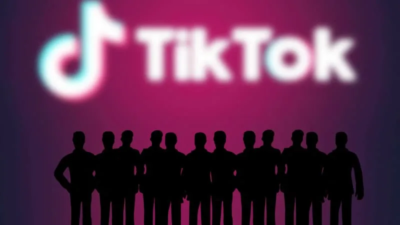 « DE LA DÉSINFORMATION DESTINÉE AUX TOUT-PETITS À L’ÉCHELLE INDUSTRIELLE »: SUR TIKTOK, LA MONTÉE EN PUISSANCE DES VIDÉOS GÉNÉRÉES PAR IA DE FAIBLE QUALITÉ REDESSINE L’EXPÉRIENCE DES NOUVEAUX UTILISATEURS