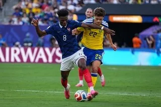 FRANCE – MAROC. AURÉLIEN TCHOUAMÉNI ENCORE ABSENT DE L’ENTRAÎNEMENT COLLECTIF, SON FORFAIT POUR LE QUART SE PRÉCISE