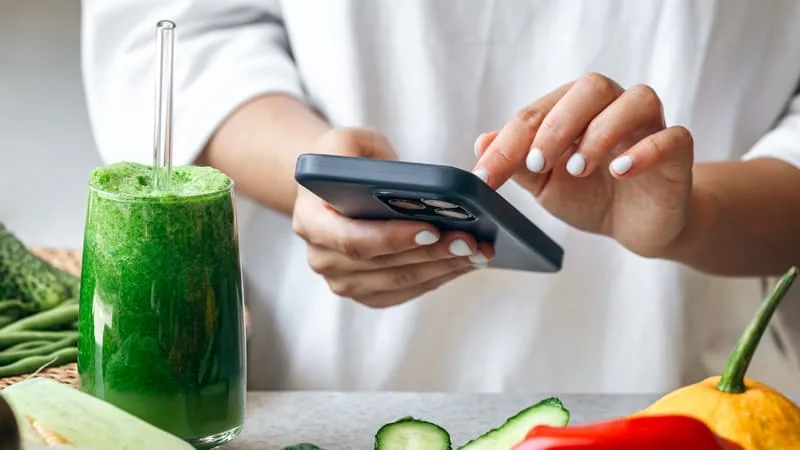 FOODVISOR, LIFESUM, FATSECRET… QUE VALENT LES APPLICATIONS QUI PERMETTENT DE COMPTER SES CALORIES?