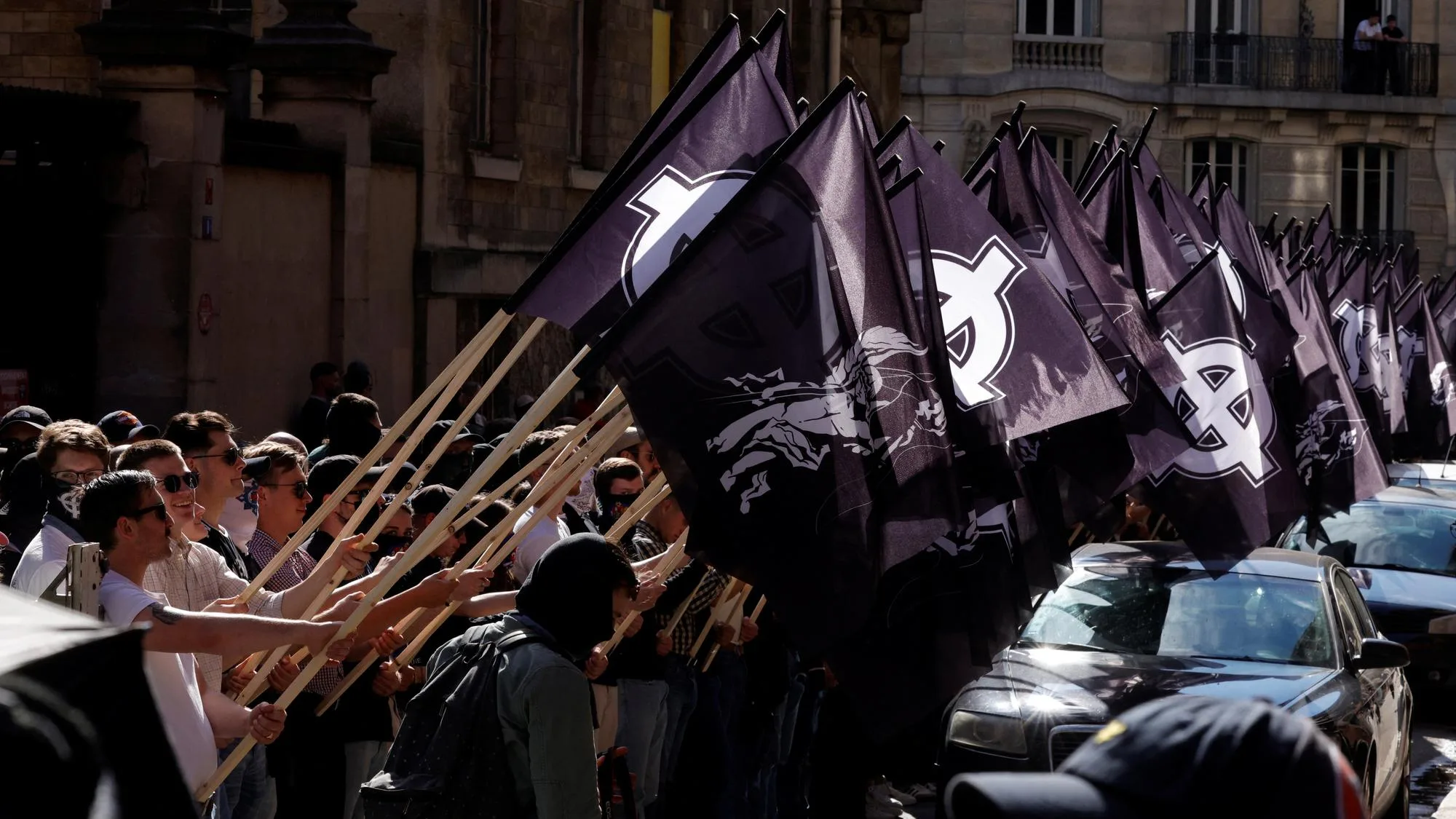LA MANIFESTATION NÉONAZIE DU « C9M » ET LES RÉPONSES ANTIFA INTERDITES À PARIS