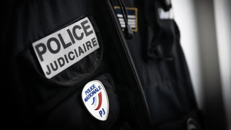 INFO BFMTV. ULTRADROITE: UN ADOLESCENT DE 16 ANS PLACÉ EN GARDE À VUE, LA PISTE D’UNE ACTION VIOLENTE ÉTUDIÉE PAR LES ENQUÊTEURS