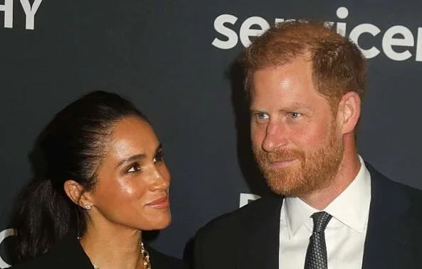 C’EST QUOI, LE STATUT « PRIVATE ROYAL PLUS » AUQUEL HARRY ET MEGHAN POURRAIENT AVOIR DROIT À LEUR RETOUR EN ANGLETERRE ?