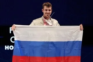 ESCRIME. L’HYMNE RUSSE DE RETOUR APRÈS LE SACRE DE PAVEL GRAUDYN, NOUVEAU CHAMPION DU MONDE DE SABRE