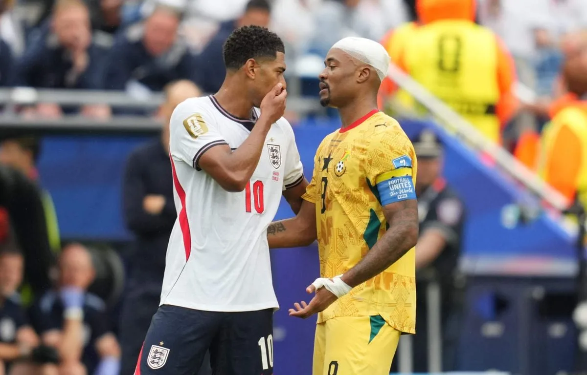 COUPE DU MONDE 2026 : JUDE BELLINGHAM AURAIT-IL DÛ ÊTRE EXCLU APRÈS AVOIR COUVERT SA BOUCHE FACE AU GHANÉEN JORDAN AYEW ?