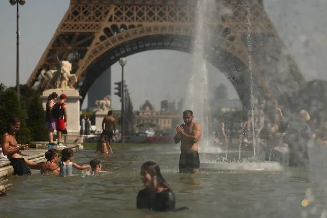 CE QUE D’AUTRES VILLES PEUVENT APPRENDRE DU PLAN CANICULE DE PARIS