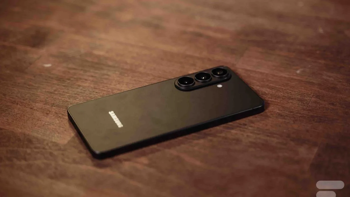 LE SAMSUNG GALAXY S26 REVIENT À PRIX CASSÉ JUSTE AVANT L’ANNONCE DES NOUVEAUX PIXEL 11 DE GOOGLE