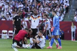 COUPE DU MONDE. NICO SCHLOTTERBECK FORFAIT AVEC L’ALLEMAGNE POUR LE RESTE DE LA COMPÉTITION ET ABSENT « PLUSIEURS MOIS »