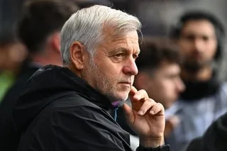 « N AURAIT PU ENCAISSER LE COUP » : LES RÉACTIONS APRÈS LA LARGE DÉFAITE D’ANGERS SCO FACE À L’OM