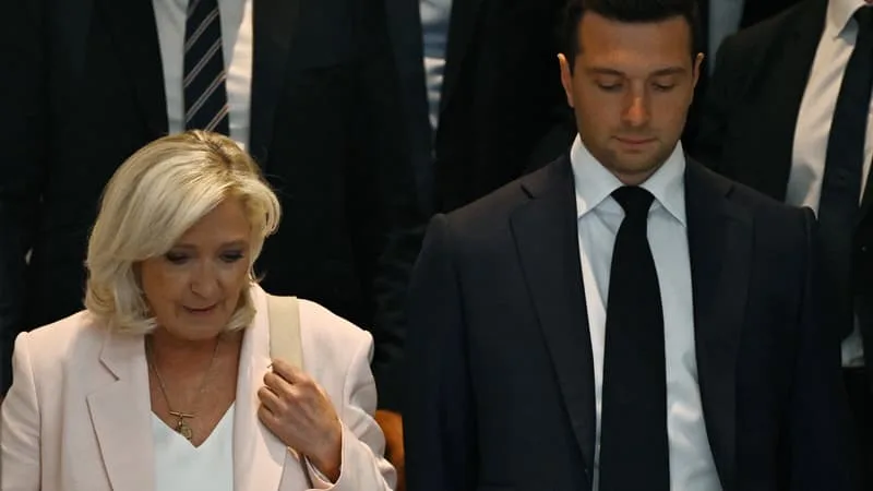 DIRECT. PRÉSIDENTIELLE 2027: DÉSORMAIS CANDIDATE, MARINE LE PEN EFFECTUE SON PREMIER DÉPLACEMENT DE CAMPAGNE AVEC JORDAN BARDELLA APRÈS SA CONDAMNATION EN APPEL