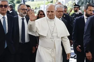 LES EXAMENS DU PAPE LÉON XIV ONT « MONTRÉ UNE BONNE RÉCUPÉRATION DU POUMON » APRÈS SON OPÉRATION D’UNE TUMEUR CANCÉREUSE