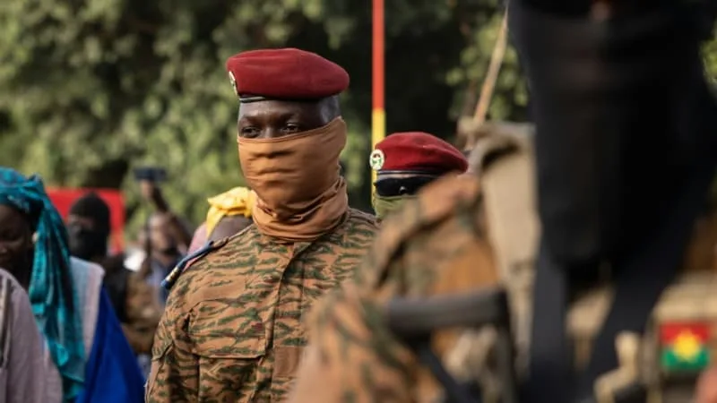 « NOUS EN AVONS TIRÉ LES CONSÉQUENCES »: LA FRANCE A RETIRÉ TOUS SES DIPLOMATES EN POSTE AU BURKINA FASO