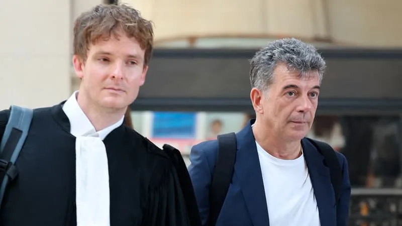 « POLYAMOUREUX », « TIMIDE », « GOUJAT »… À SON PROCÈS EN APPEL POUR VIOLENCES CONJUGALES, STÉPHANE PLAZA CONTESTE « ÊTRE VIOLENT »