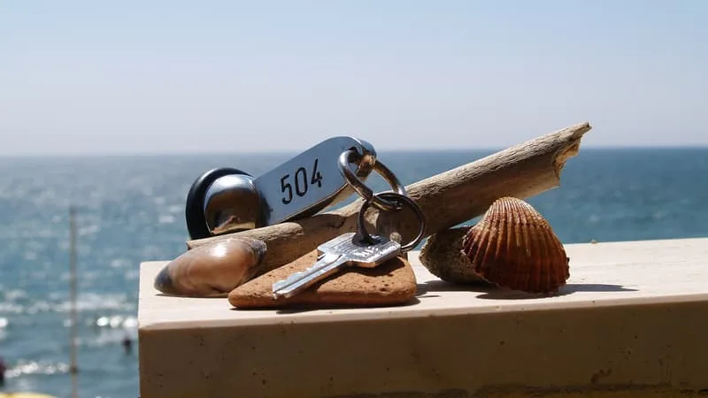 « SUR GOOGLE, VOUS AVEZ 50 RÉSULTATS », SUR CHATGPT « ON VOUS DONNE 5 HÔTELS » ET C’EST TOUT: L’IA BOULEVERSE LE SECTEUR DU TOURISME QUI DOIT COMPRENDRE CE QUE VEULENT VRAIMENT LES CLIENTS