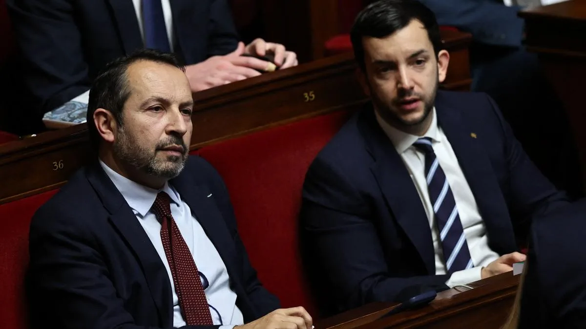 DARMANIN, DÉMISSION ? LES ÉLUS RN SUIVENT PLUTÔT BARDELLA QUE LE PEN