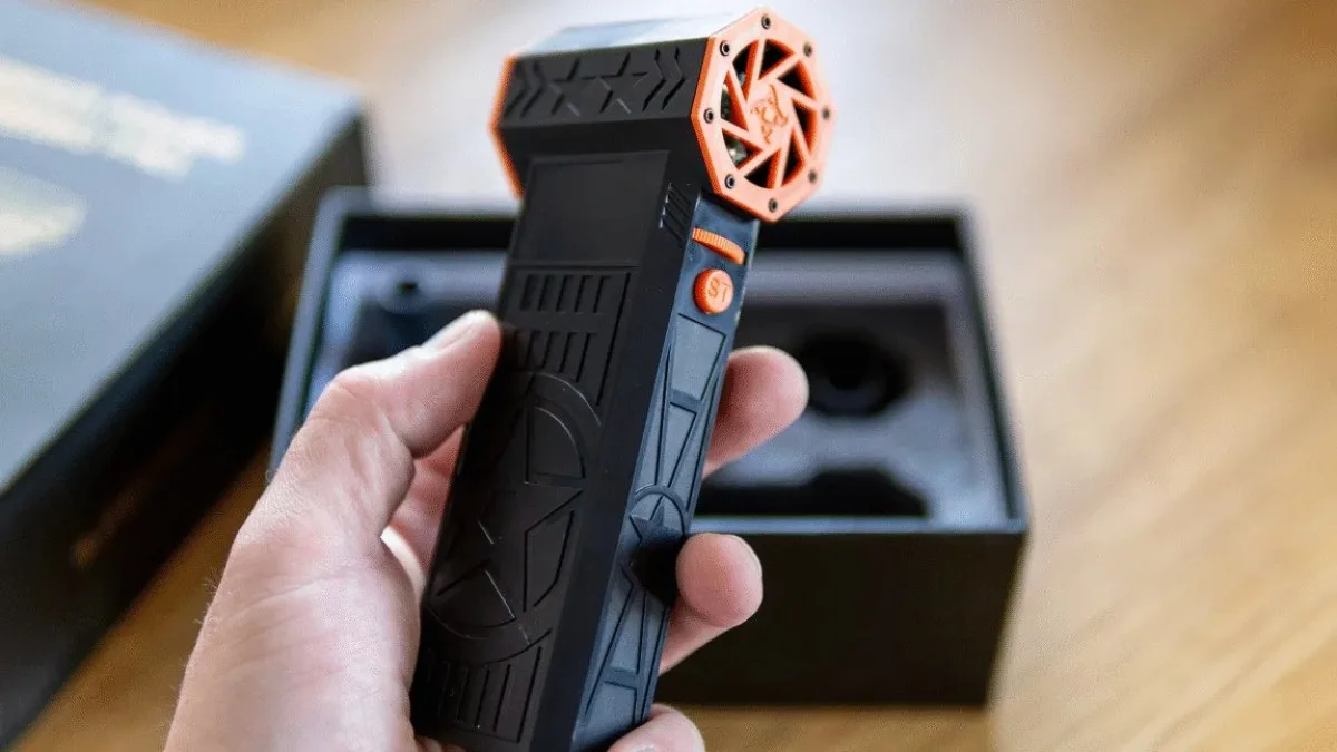 ON A TROUVÉ LE VENTILATEUR DE POCHE LE PLUS BRUTAL (ET LE MOINS CHER) DU MOMENT