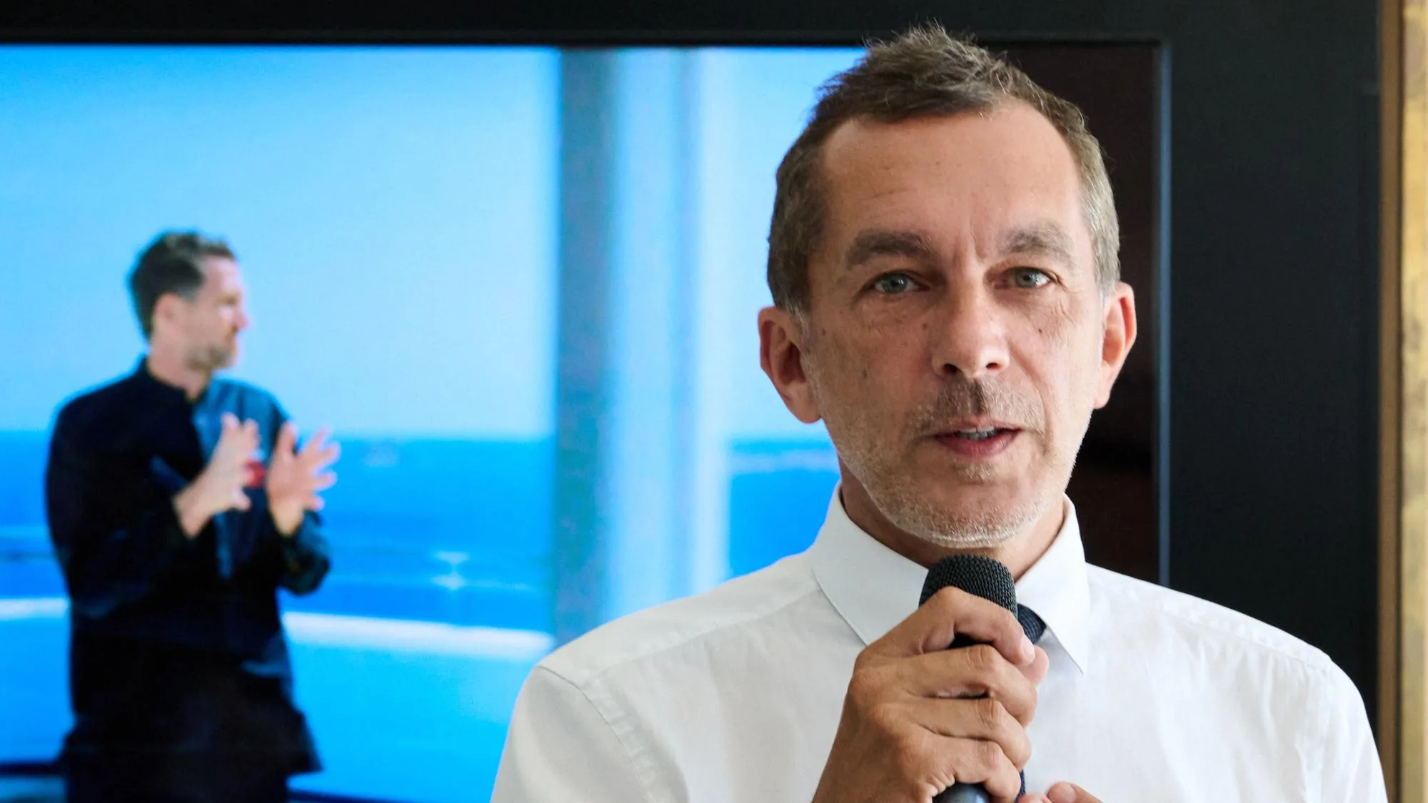 VISÉ PAR UNE ENQUÊTE POUR HARCÈLEMENT SEXUEL ET MORAL, LE PRÉSIDENT DU MUCEM, PIERRE-OLIVIER COSTA, SUSPENDU DE SES FONCTIONS