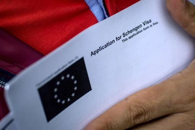 EN TURQUIE, UNE ENQUÊTE SUR UN SOUS-TRAITANT DE DEMANDES DE VISA EST CENSURÉE PAR LA JUSTICE