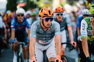 « JUSTE ENVIE DE SURVIVRE LES PROCHAINS JOURS… » : VAUQUELIN DÉPLORE « DES SENSATIONS DE MERDE » SUR LE TOUR DE FRANCE