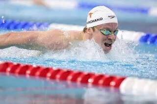 NATATION. À QUELLE HEURE ET SUR QUELLE CHAÎNE SUIVRE LA 1ÈRE JOURNÉE DES CHAMPIONNATS DE FRANCE AVEC LÉON MARCHAND ?