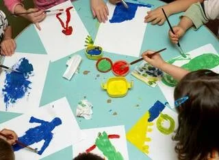 UN ANIMATEUR DU PÉRISCOLAIRE MIS EN EXAMEN POUR AGRESSIONS SEXUELLES PRÈS D’AVIGNON