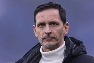 LIGUE 1. APRÈS LE DÉPART DE PIERRE SAGE, LE RC LENS ANNONCE L’ARRIVÉE DE SON NOUVEL ENTRAÎNEUR DINO TOPPMÖLLER