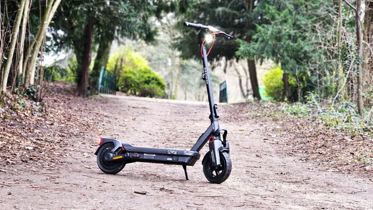 CETTE TROTTINETTE NINEBOT (80 KM D’AUTONOMIE) QU’ON A ADORÉE VOIT SON PRIX CHUTER CHEZ BOULANGER