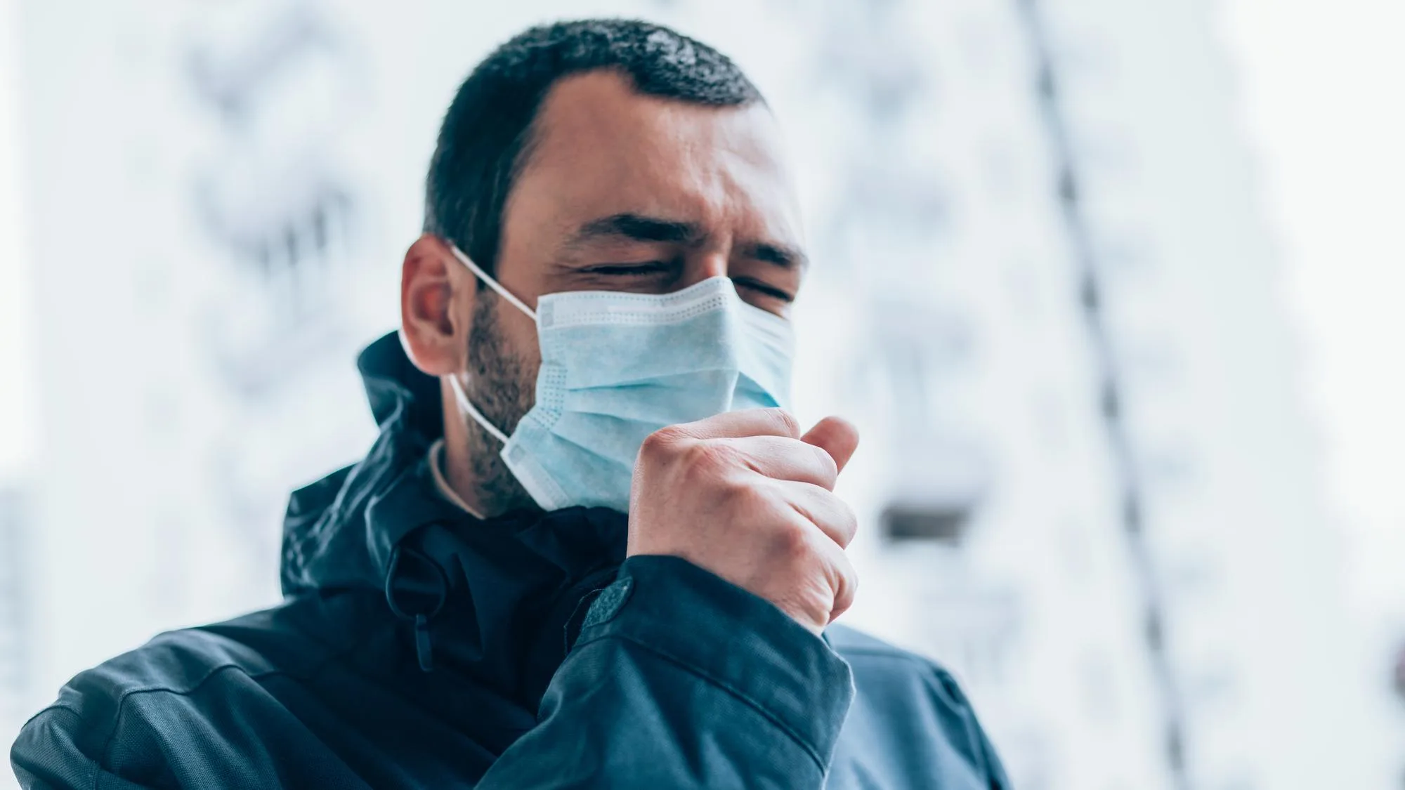 LA DEMANDE DE MASQUES EXPLOSE À CAUSE DU HANTAVIRUS MALGRÉ LE DISCOURS RASSURANT DE LA MINISTRE
