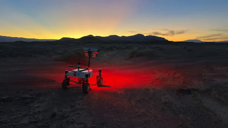 EN VUE DE L’EXPLORATION DE MARS ET DE LA COLONISATION DE LA LUNE, LA NASA A DÉVELOPPÉ ET TESTÉ UN ROVER PLUS AUTONOME, PLUS TOUT-TERRAIN ET JUSQU’À DIX FOIS PLUS RAPIDE QUE PERSEVERANCE