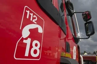 UN OCTOGÉNAIRE DÉCÈDE ÉCRASÉ SOUS LE POIDS DE SON TRACTEUR À CAMEMBERT